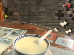 -周大娘牛乳(旧寨古村总店)