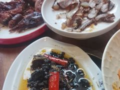 -老鼎万春卤菜(五代传承创始老店)
