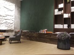 -和颐至尊酒店(上海徐家汇桂林公园地铁站店)