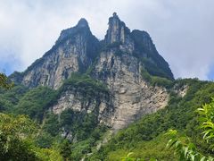 -鹿院坪生态旅游景区