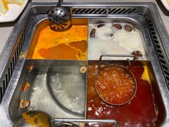 四拼锅底-海底捞火锅(方塔东街店)