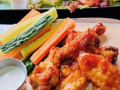 -BOURBON 玻本美式餐厅酒吧(虹桥新天地店)