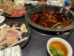 -小志家.鲜牦牛肉牛杂火锅野生菌汤锅