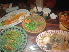 -粤·向群饭店(麓景路店)