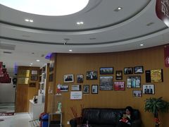 -雅悦齿科(顾村公园店)
