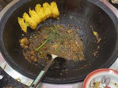 -边江铁锅炖鱼(振八街店)