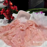 不懂就问：深圳的火锅店🍲都这么卷嘛！！？