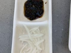 -豚妈妈汤饭·部队锅(南京东路店)