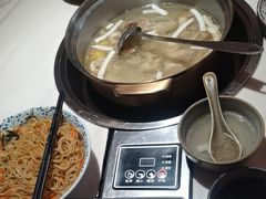 -喃喃椰·糟粕醋·椰子鸡火锅(七堡花园店)