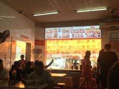 大堂-津品味小吃(大学湾店)