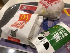 -麦当劳(新世纪环球中心店)