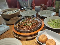 -蜜桃餐厅·伴山(湖滨商业街店)