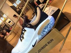-NIKE品牌体验店(南京东路店)