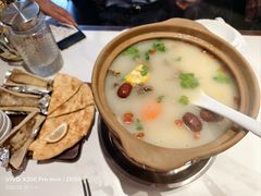 -清真·卡德尔大叔新疆主题餐厅(龙汇路店)