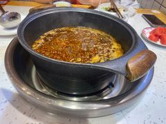 -佬缸炮江湖川菜(玉林店)