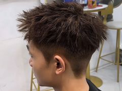 -鸿通城购物中心