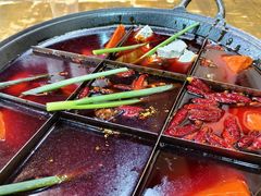 九宫格-正南齊北重庆老火锅(光华村直营店)