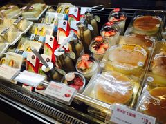 -85度C(生甜甜圈研究工坊·上海松江人民北路店)