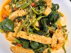 面筋菠菜-俭寨大盘鸡·缸子肉·小公鸡·新疆菜(云通店)