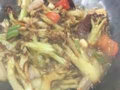 -临街徽菜馆·正宗黄山味