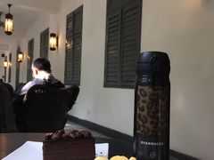 -星巴克臻选(广州沙面店)