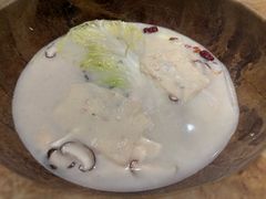 -云荷里·蒸汽石锅鱼·云南菜(中发百旺店)