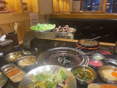 -韩烧牛中牛·甄选黑牛烤肉(黑金店)
