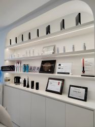 -JNK皮肤管理中心