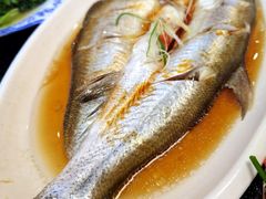 -七的湖·晚芳亭·阳澄湖农家菜·大闸蟹(莲花岛店)