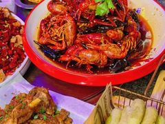 -路边边地标烧烤·川菜·小龙虾·音乐酒馆(良乡长虹店)