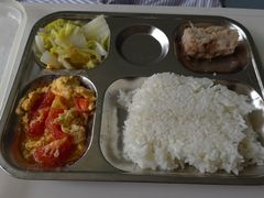 -上海市松江区泗泾医院