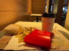 -麦当劳(新世纪环球中心店)