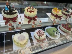 -花花卷卷·鲜食蛋糕(静安久光百货店)