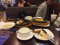 -必胜客(城西银泰店)