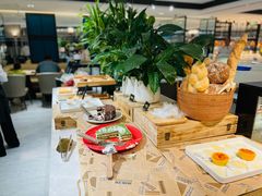 -晶丽香榭自助餐(南京大饭店)