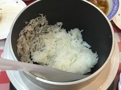 -鲁班小馆(政四街店)