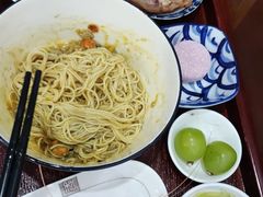 -百年老字号·观振兴蟹黄面·三虾面·苏式面(观前街富仁坊巷店)