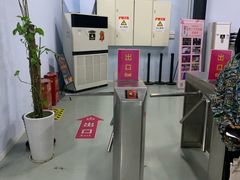 -嘿哟动霸CHUA·新潮玩运动娱乐中心·蹦床滑冰团建乐园