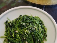 -川流不息·地道川菜·小龙虾(松东路店)