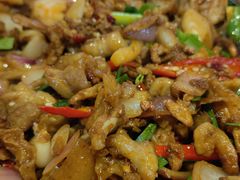 -富正毅三下锅·湘西韵味(天门山索道店)