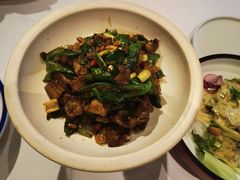 辣椒炒肉-合兴居烤鸭店