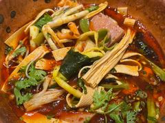 -成都你六姐·牛肉冒菜·麻辣香锅(长泰广场店)