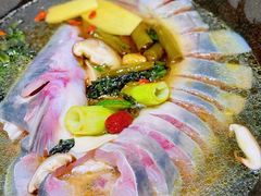 -鲜潭蒸汽石锅鱼(五道口购物中心店)