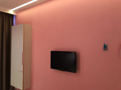 -卡罗酒店(东门晒布地铁站店)