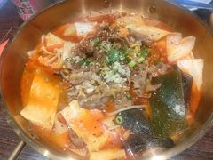 安格斯肥牛下饭小火锅-酷公社·榴莲披萨(太原街店)