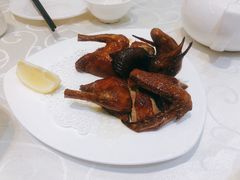 脆皮乳鸽-凤城礼记鱼翅海鲜酒家(新马路总店)