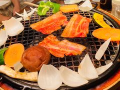 -焼肉まんぐう
