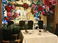 -火车头法国西餐厅