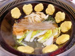 -哈尔滨烧烤·山河村铁锅炖(交大店)