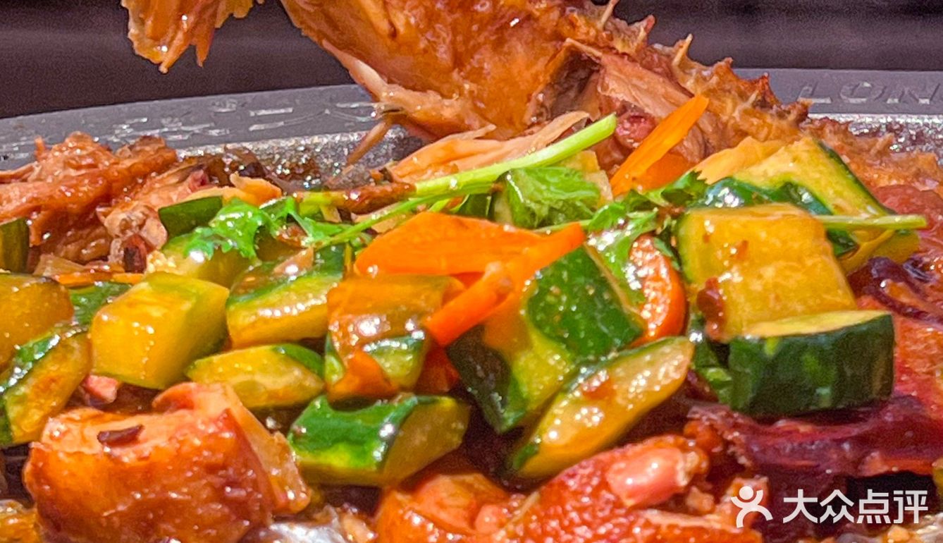 广州会一直去的...爆灯冒烤鸭烤鱼❗❗ 